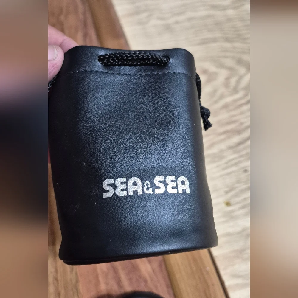 Sea & Sea Underwater Camera Lens - Black